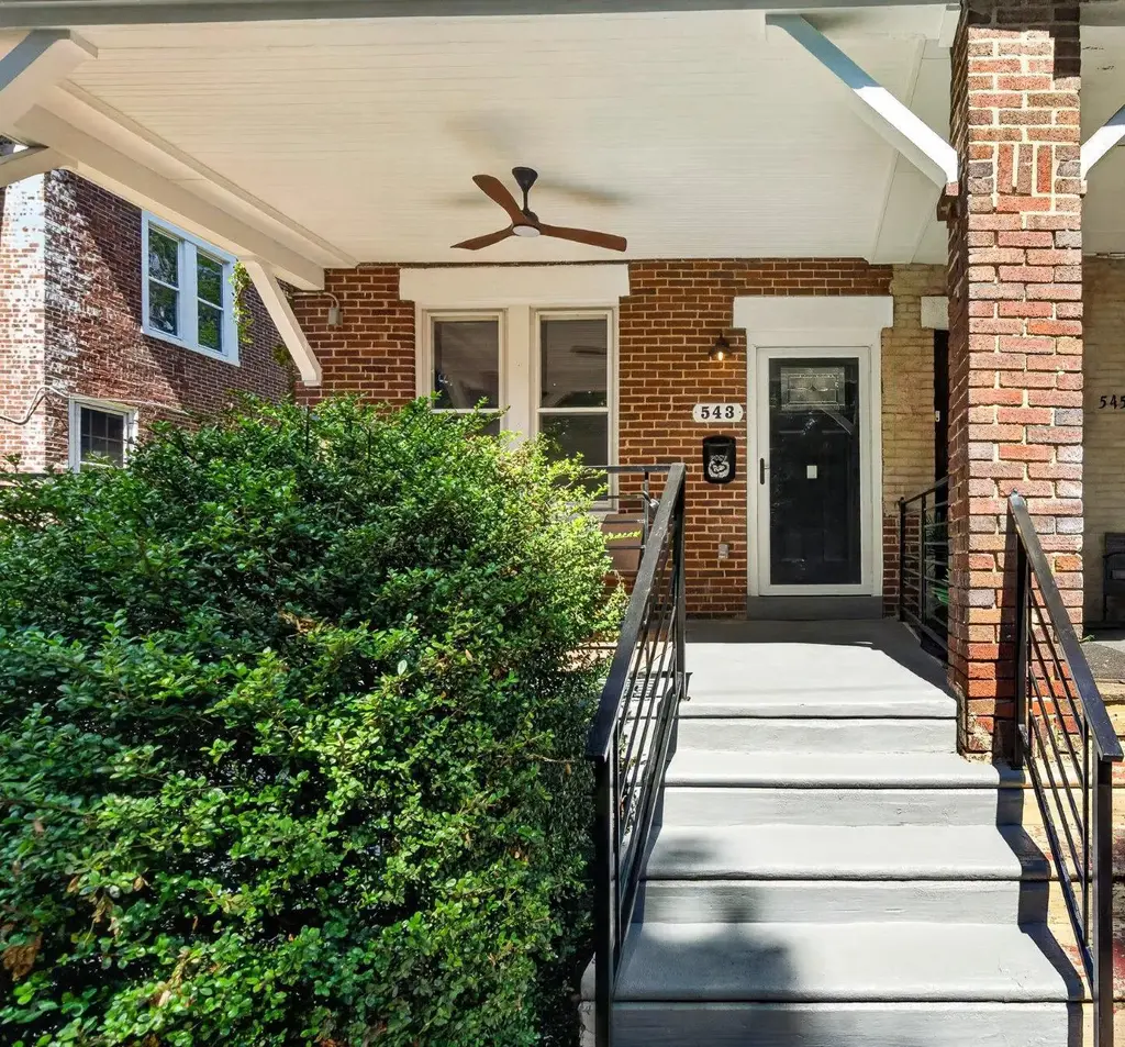 543 E Locust Ave, PHILADELPHIA