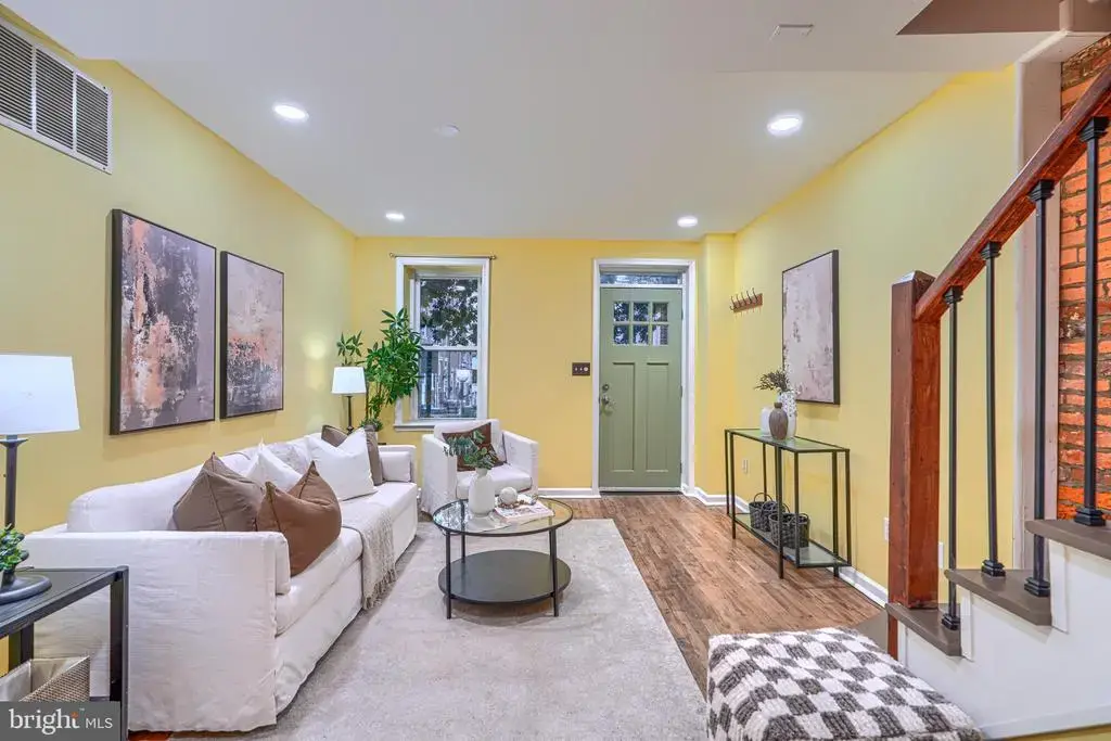 2216 Essex St, BALTIMORE