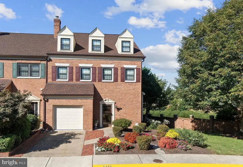 6320 Manchester Way, ALEXANDRIA