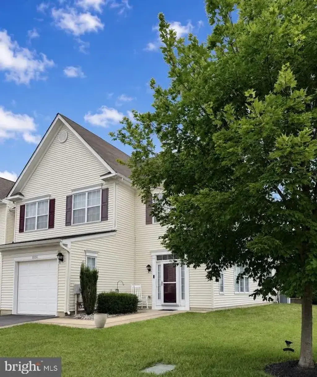 1034 Sherbourne Rd, MIDDLETOWN