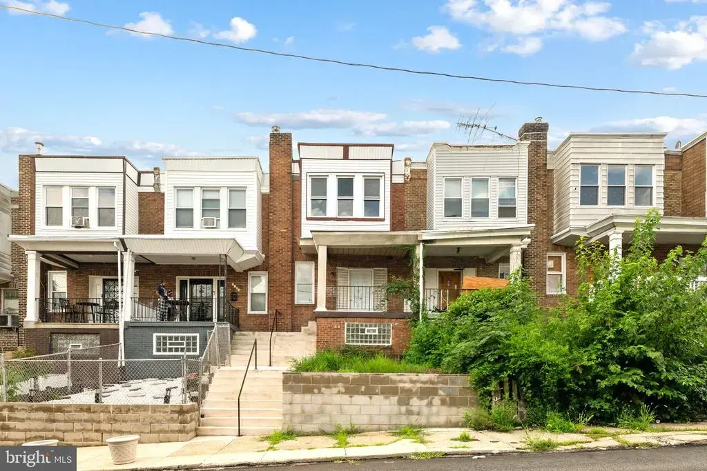 1706 N Peach St, PHILADELPHIA