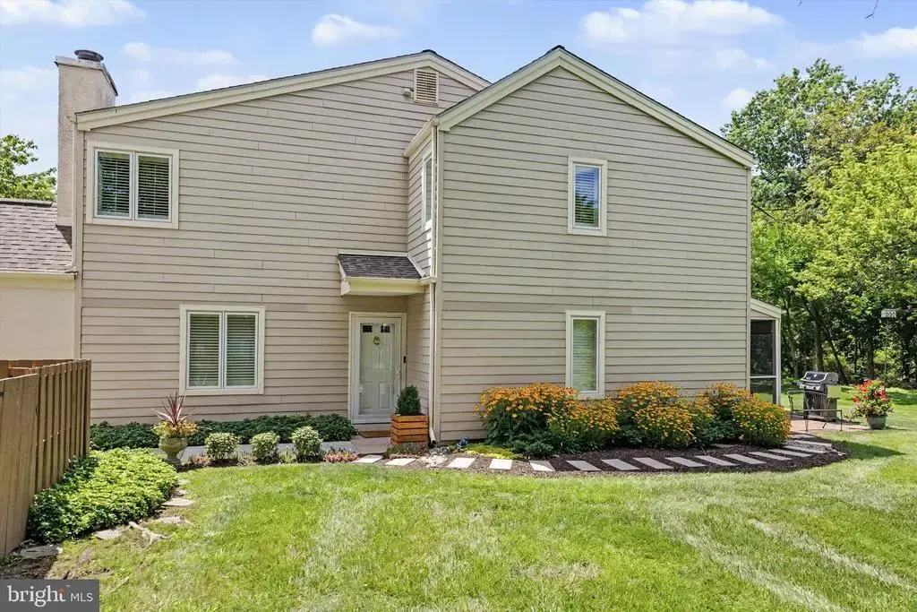 525 Portsmouth Ct, DOYLESTOWN
