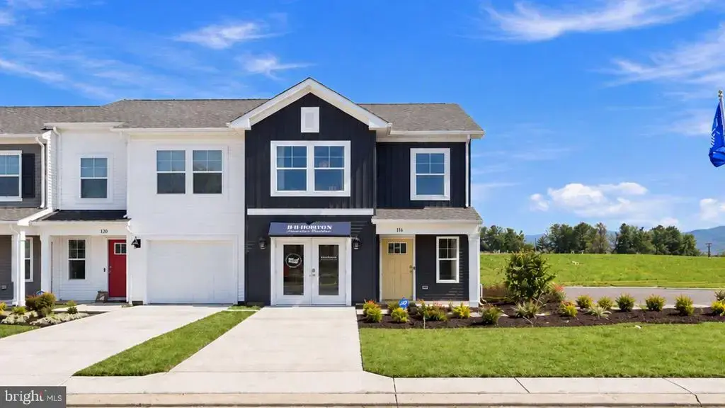 112 Berrets Ln, WAYNESBORO