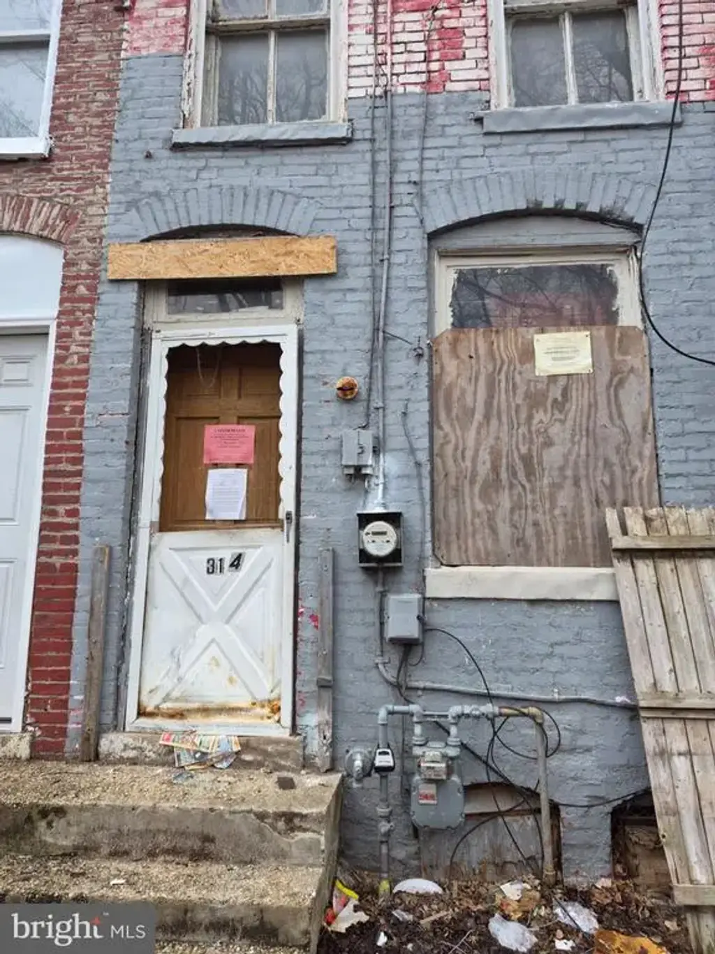 314 Nectarine St, HARRISBURG