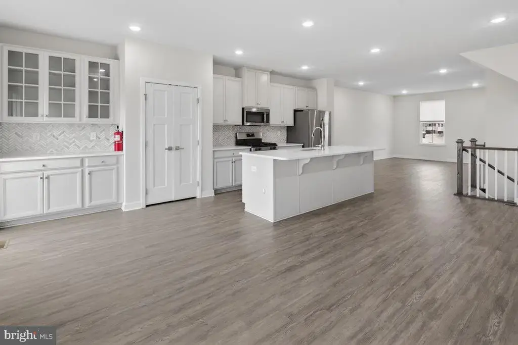 67 Kohlmyer Dr, PENNSAUKEN