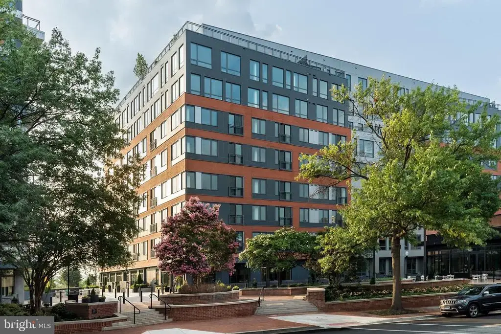 1055 N Fairfax St #815, ALEXANDRIA