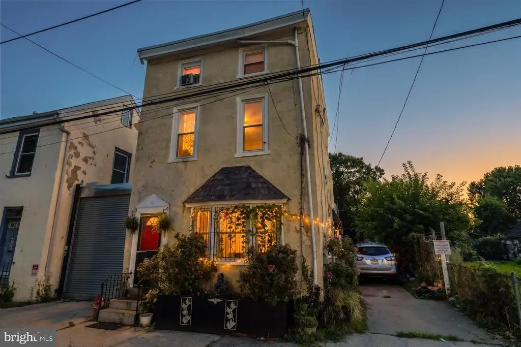 234 W Queen Ln, PHILADELPHIA