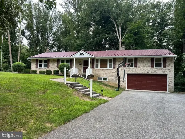 28941 Hill And Dale Dr, Mechanicsville