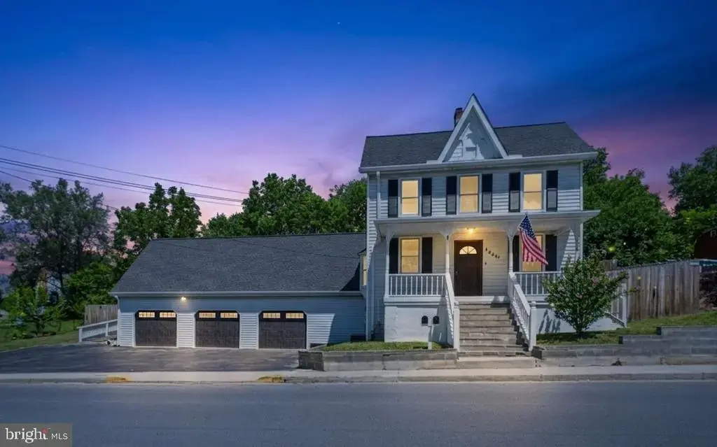 459 E Burke St, MARTINSBURG