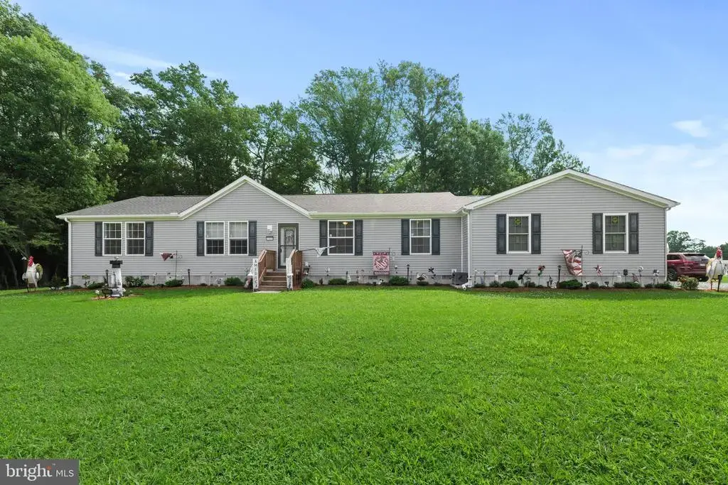 21933 Conrail Rd, BRIDGEVILLE