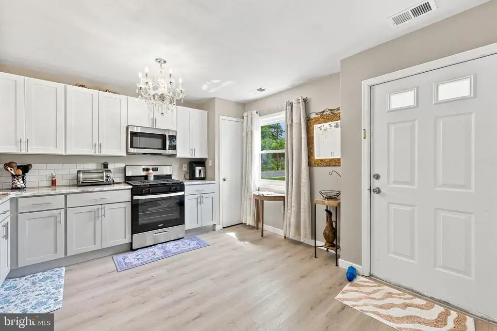 2 Vincent Ct, LITTLE EGG HARBOR TWP