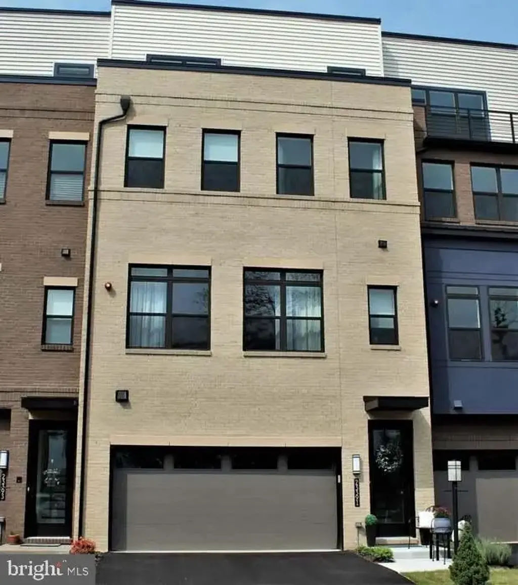 23391 Mcdonald Loch Ter, ASHBURN