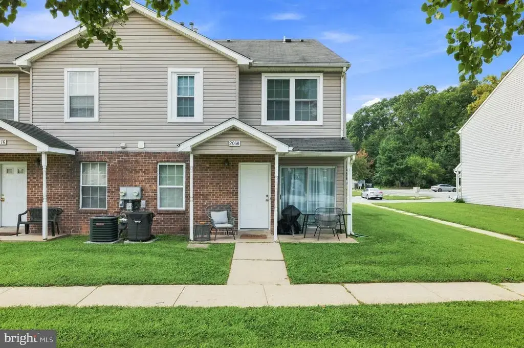 201 Highland Blvd #h, NEW CASTLE