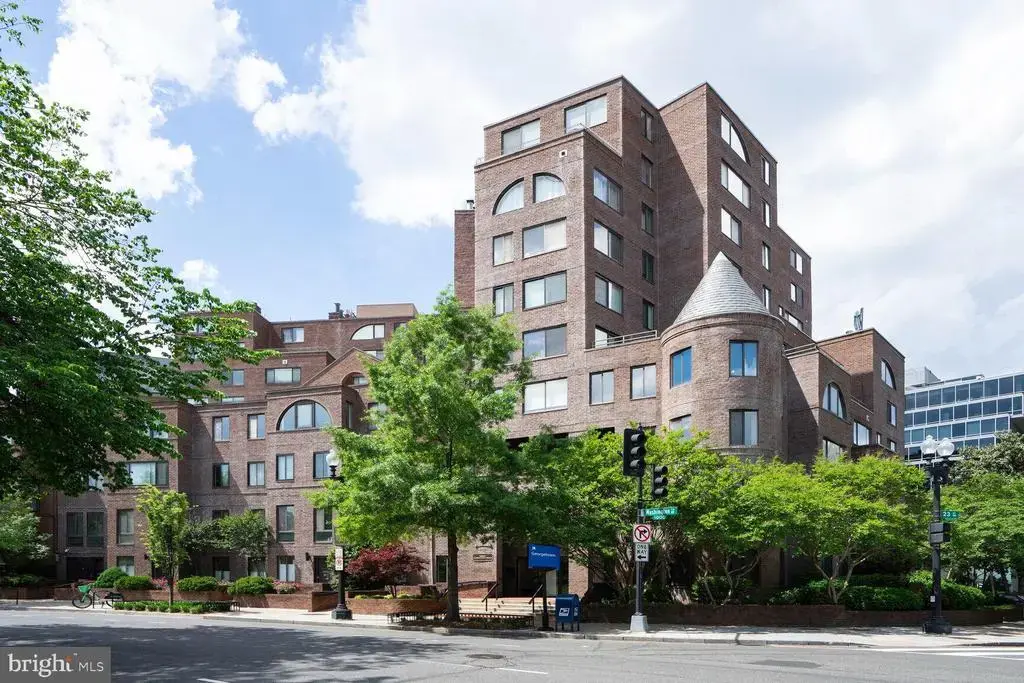 3 Washington Cir Nw #g2, WASHINGTON