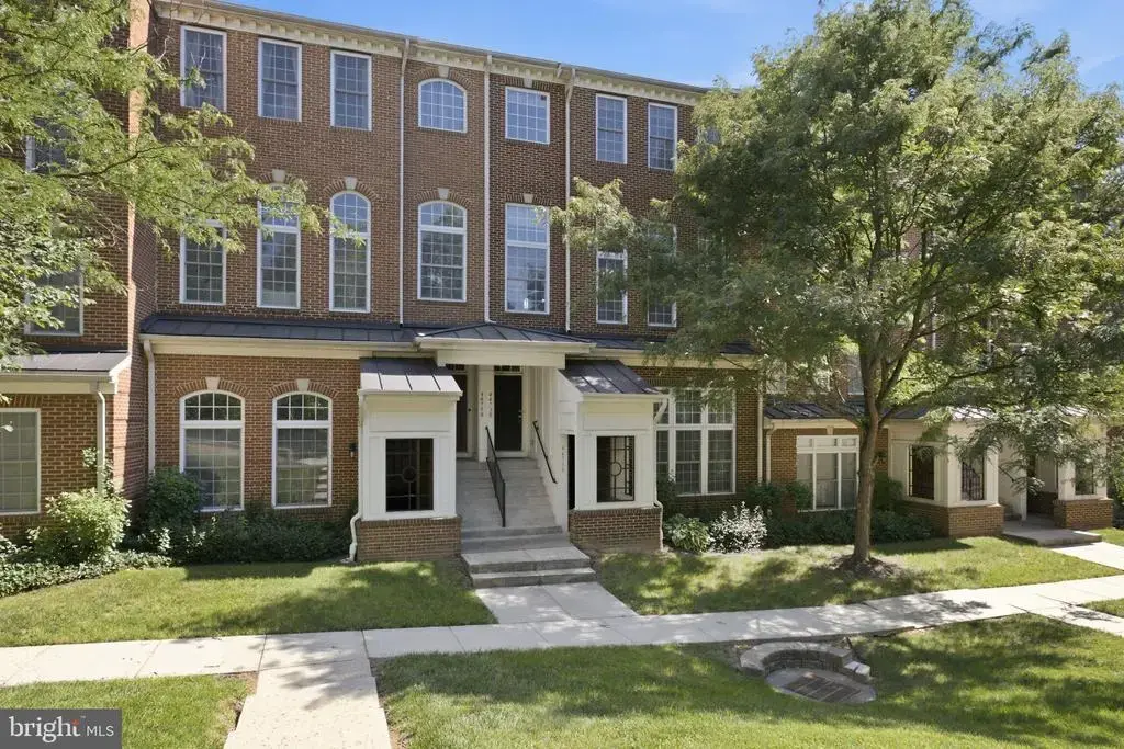 4473-b Beacon Grove Cir #804b, FAIRFAX