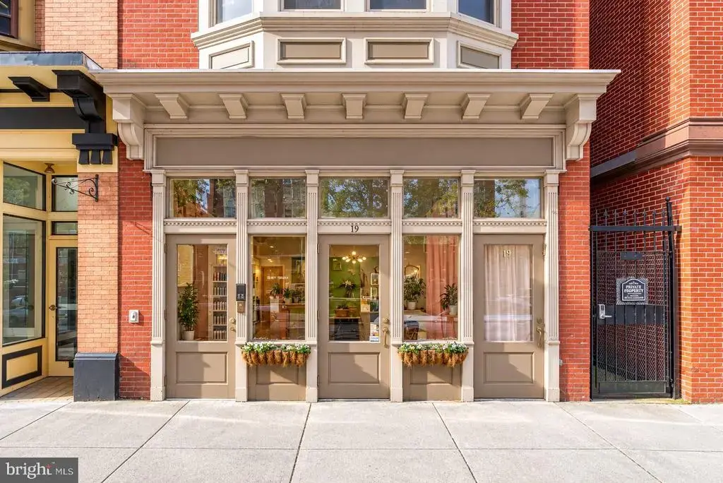 19 N 4th St, HARRISBURG