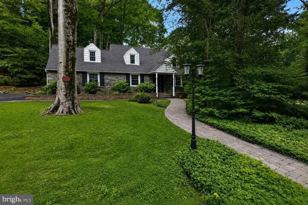 706 Beechwood, MEDIA