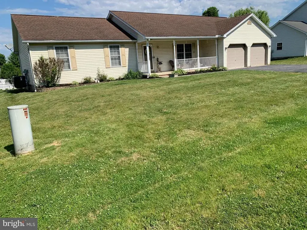 13153 Seneca Dr, WAYNESBORO