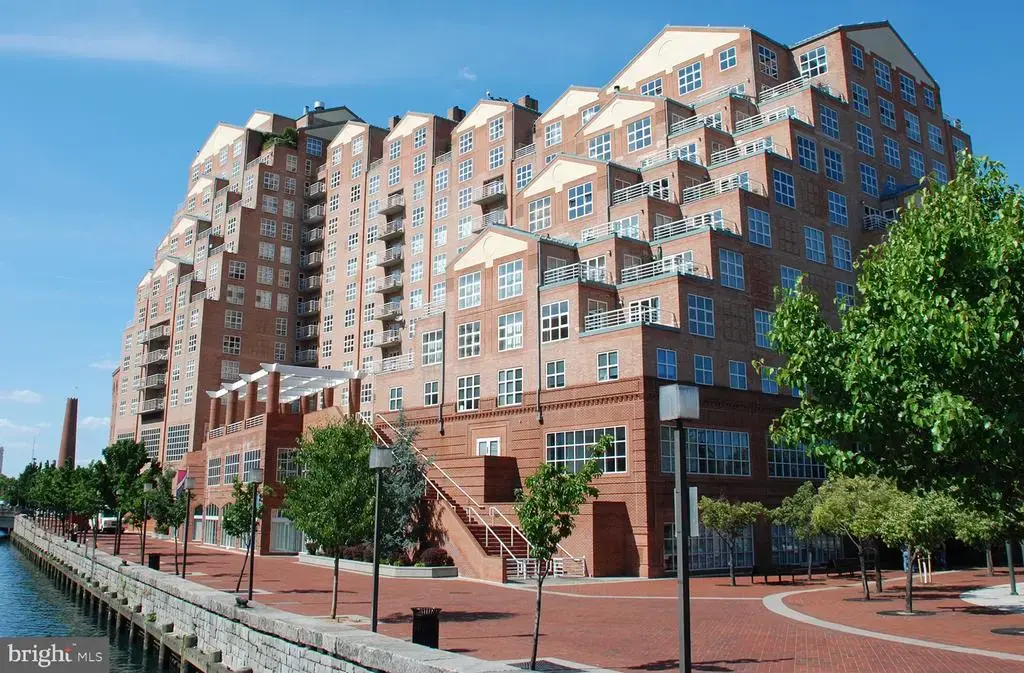 250 President St #600, BALTIMORE