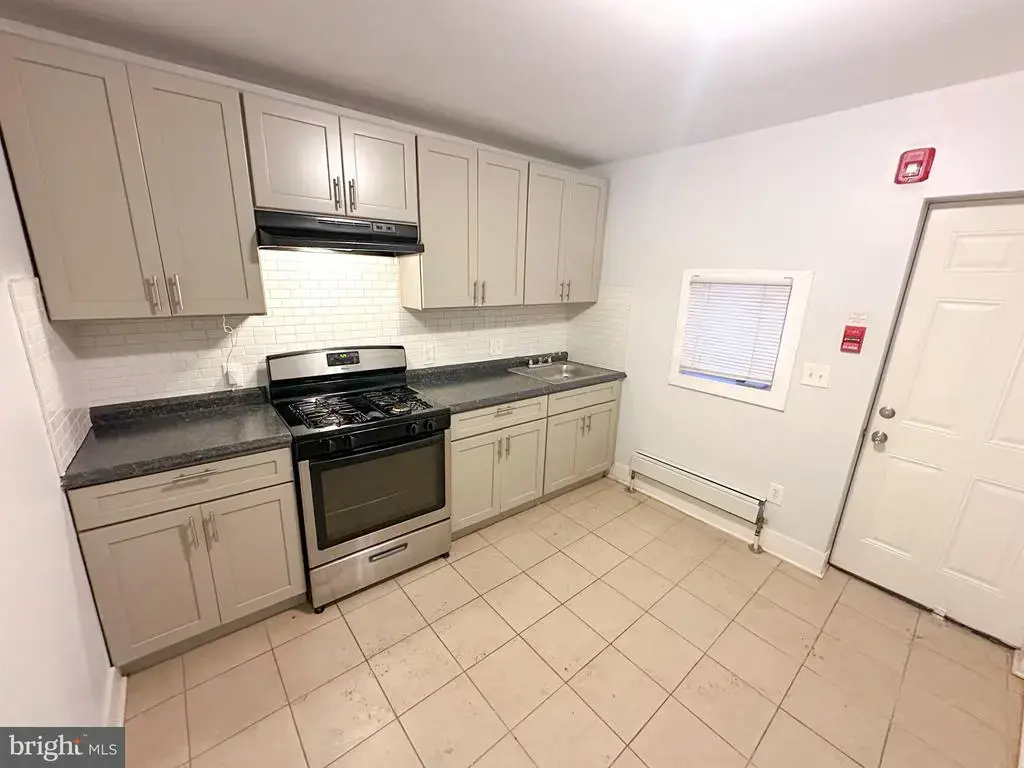 4722 Longshore Ave #1r, PHILADELPHIA