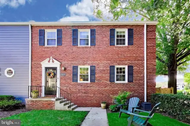 6727 Fairfax Rd #13, Chevy Chase