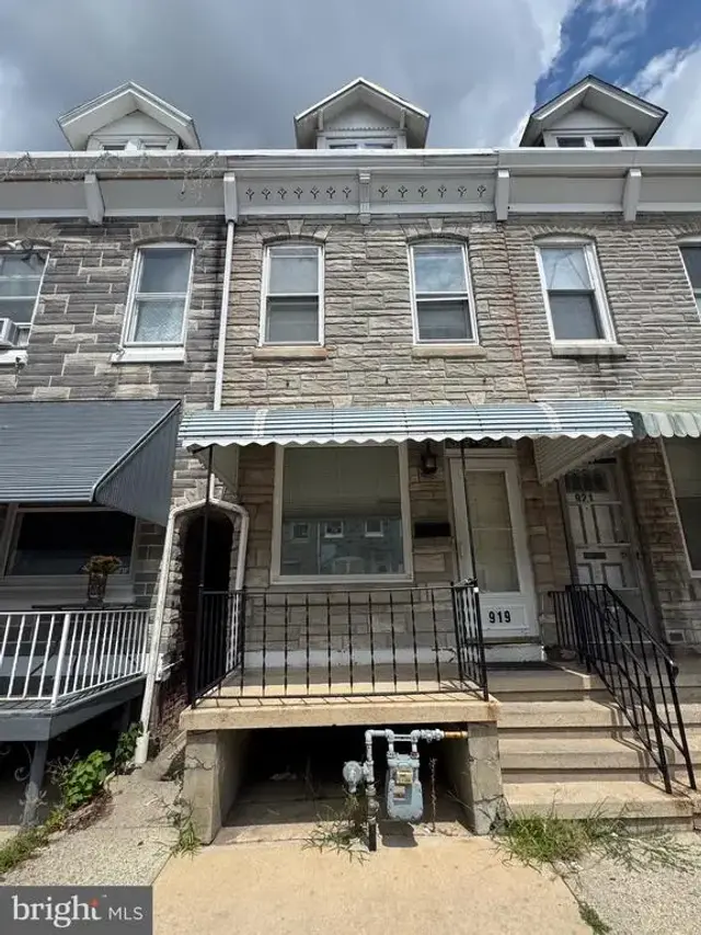919 Perry St, Reading