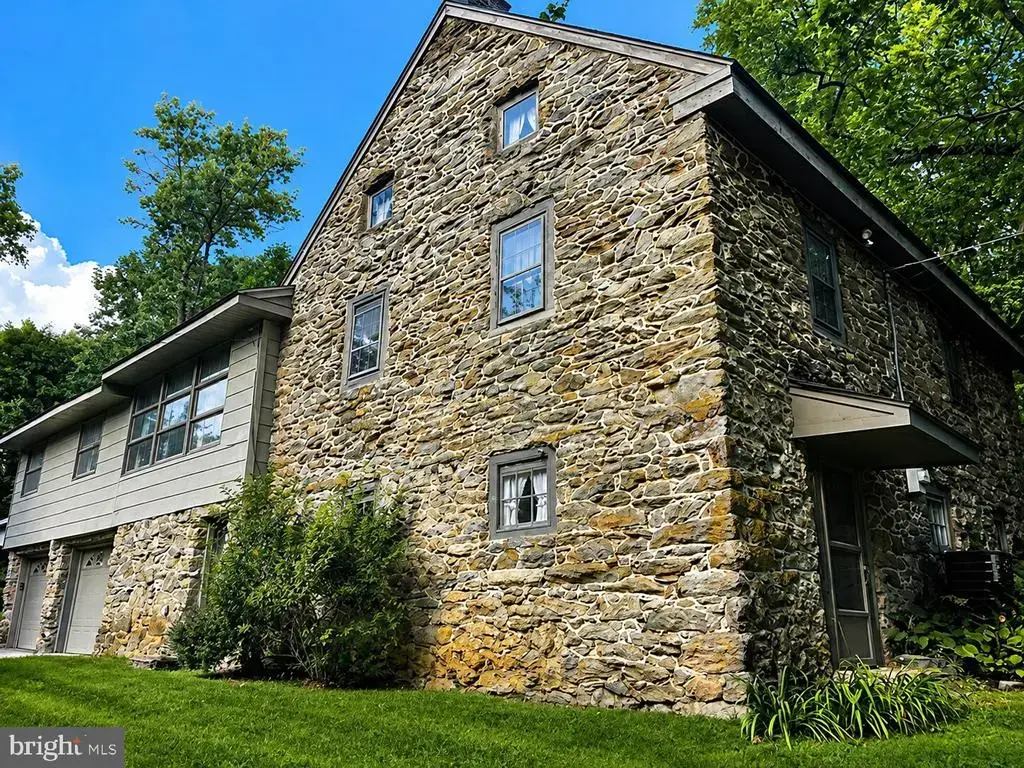 2009 Millcreek Rd, LANCASTER
