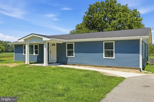 898 W Evens Rd, Viola
