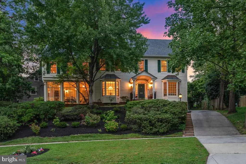 6807 Meadow Ln, CHEVY CHASE