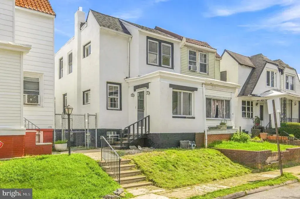 174 Fairview, YEADON
