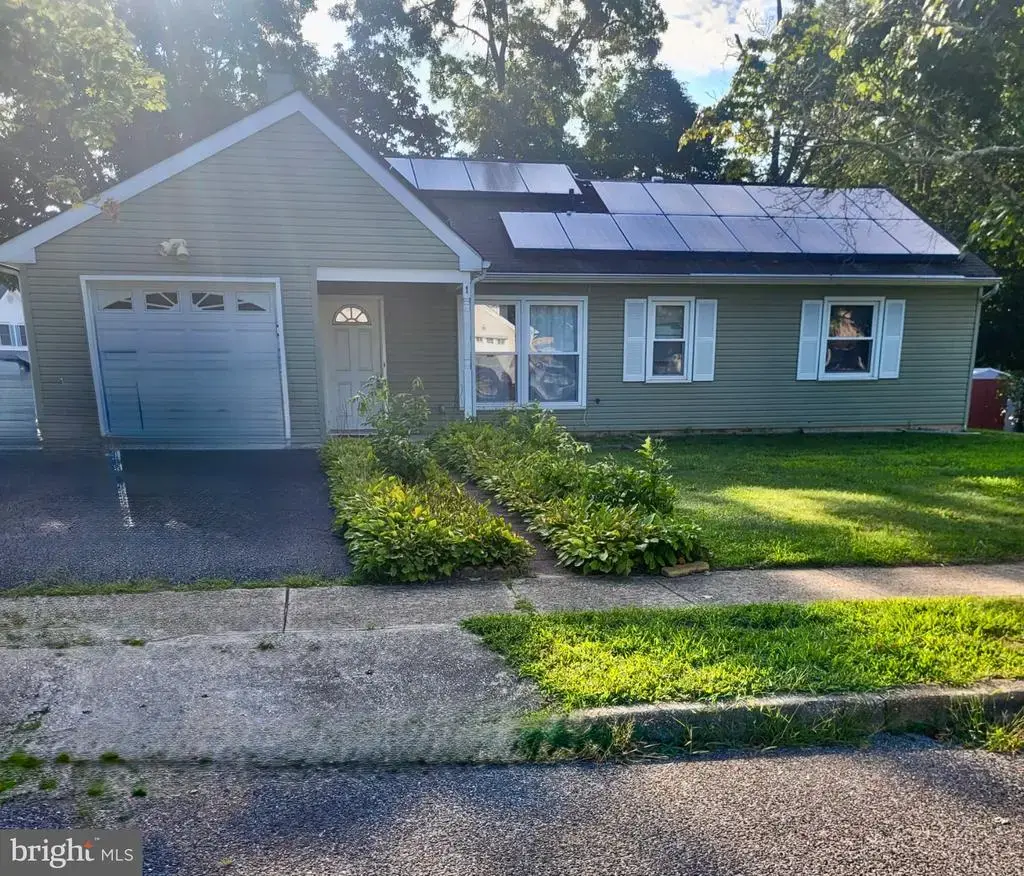 1 Chestnut Way Cir, BARNEGAT