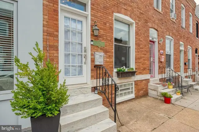 516 S Robinson St, Baltimore