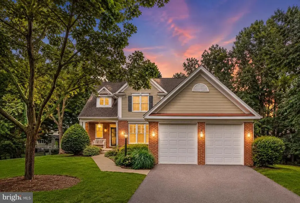 11412 Night Star Way, RESTON