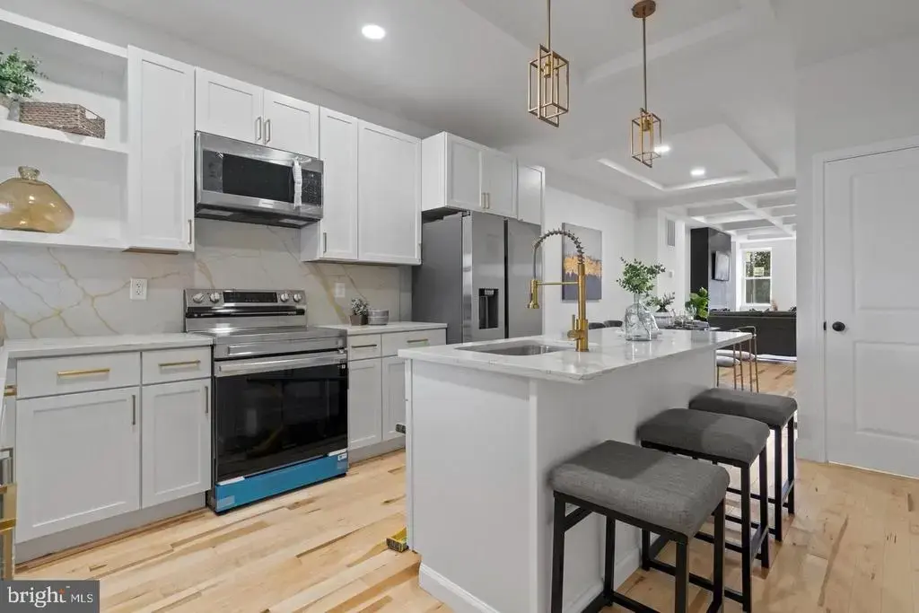 1049 N Milton Ave, BALTIMORE