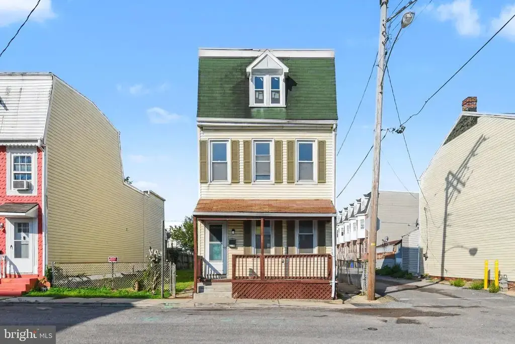 225 Green St, YORK