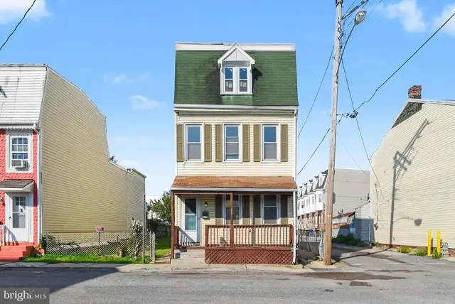 225 Green St, York