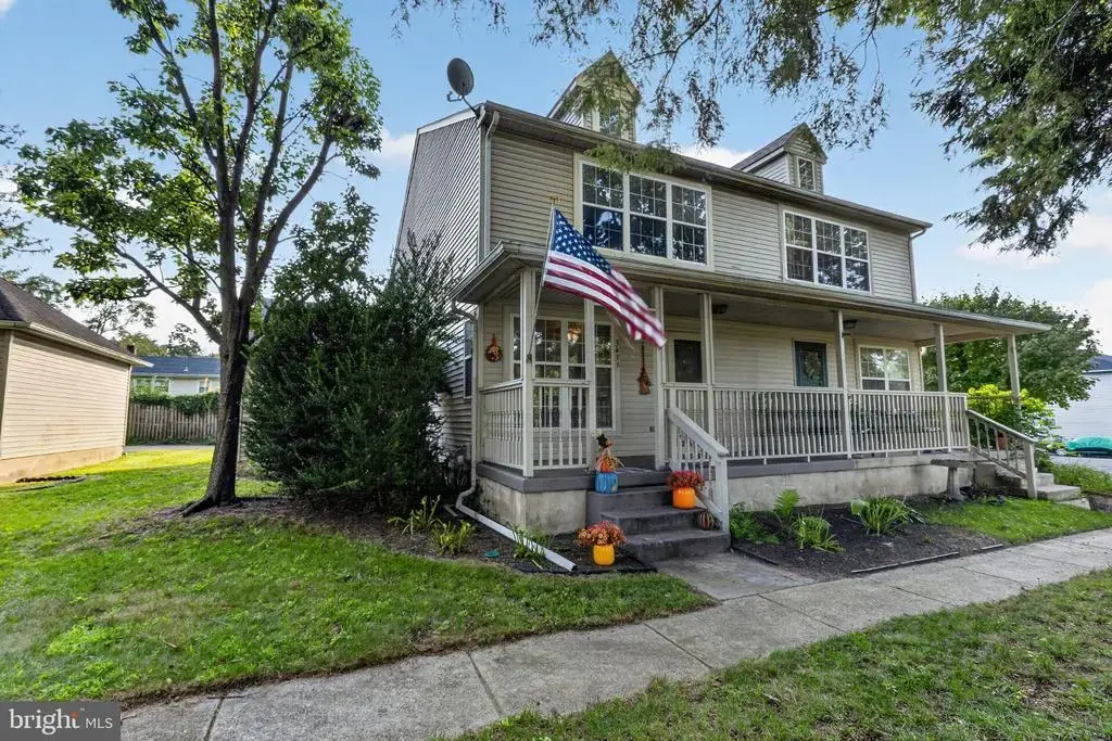 3433 Iron Rock, PENNSAUKEN TWP
