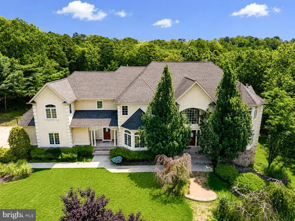 203 Blue Heron Ct, VOORHEES