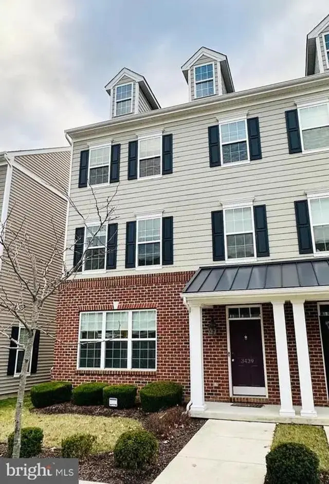 3439 Naamans Dr, Claymont