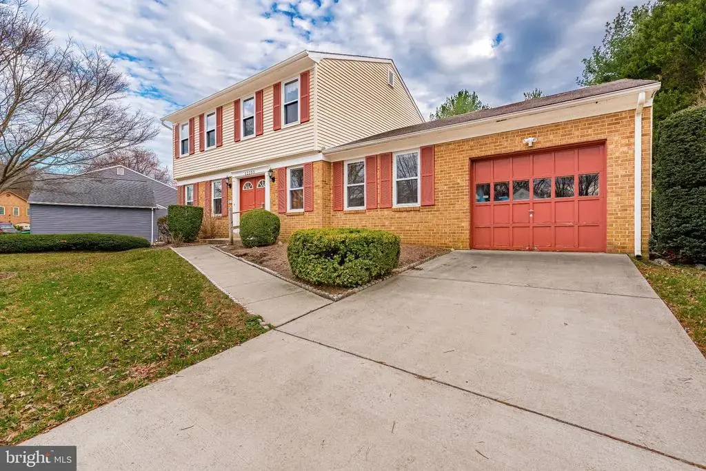 12233 Guinevere Rd, GLENN DALE