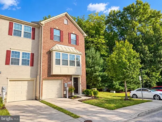 912 Hopkins Cor, Glen Burnie