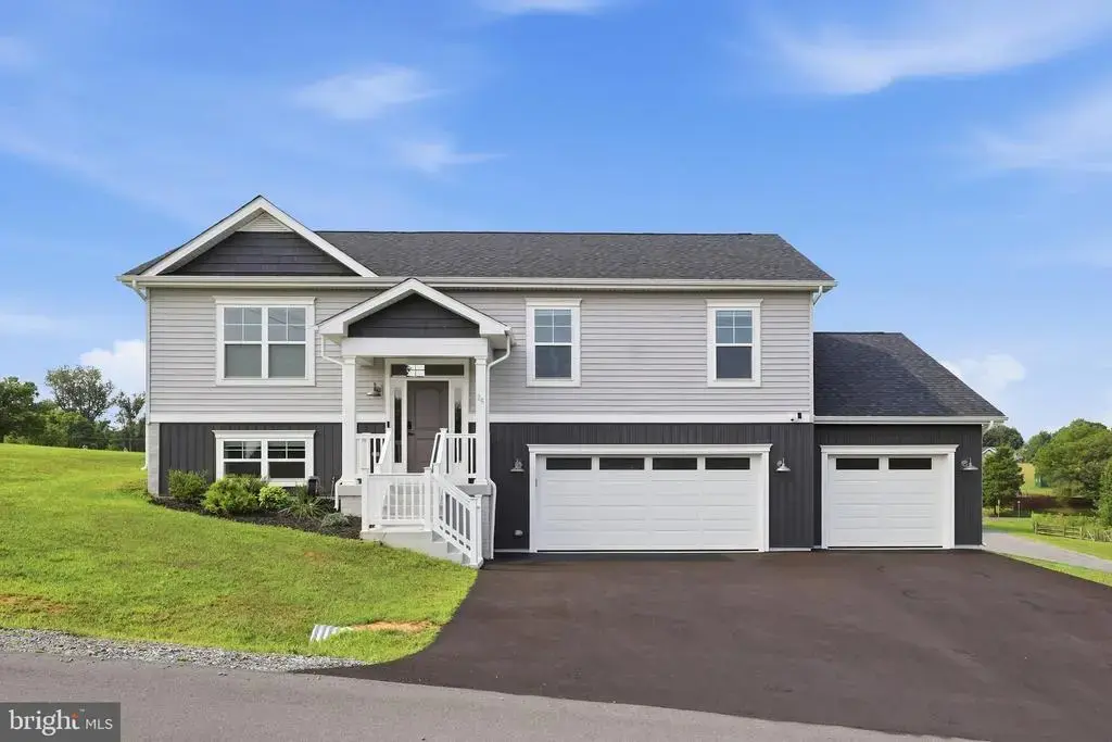 26 Duluth Dr, MARTINSBURG
