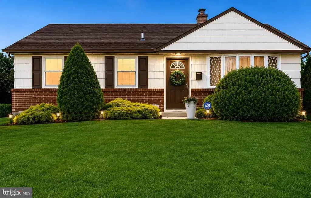 2545 Crafton Dr, BENSALEM