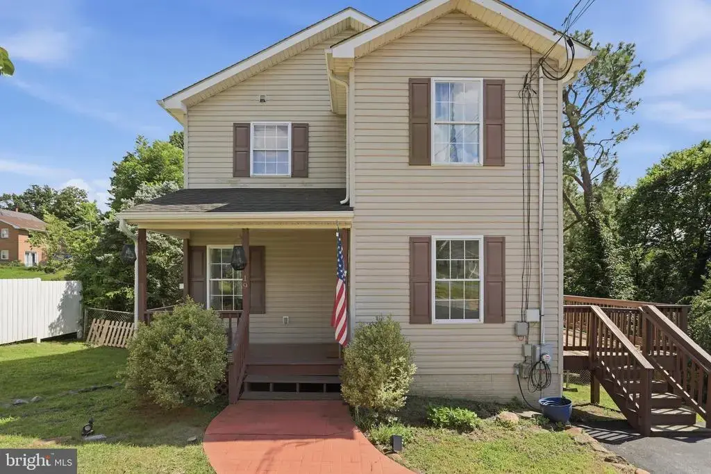 19 Fairview Ave, FRONT ROYAL