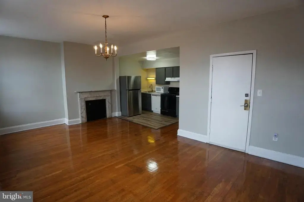 802 Cathedral St #5, BALTIMORE