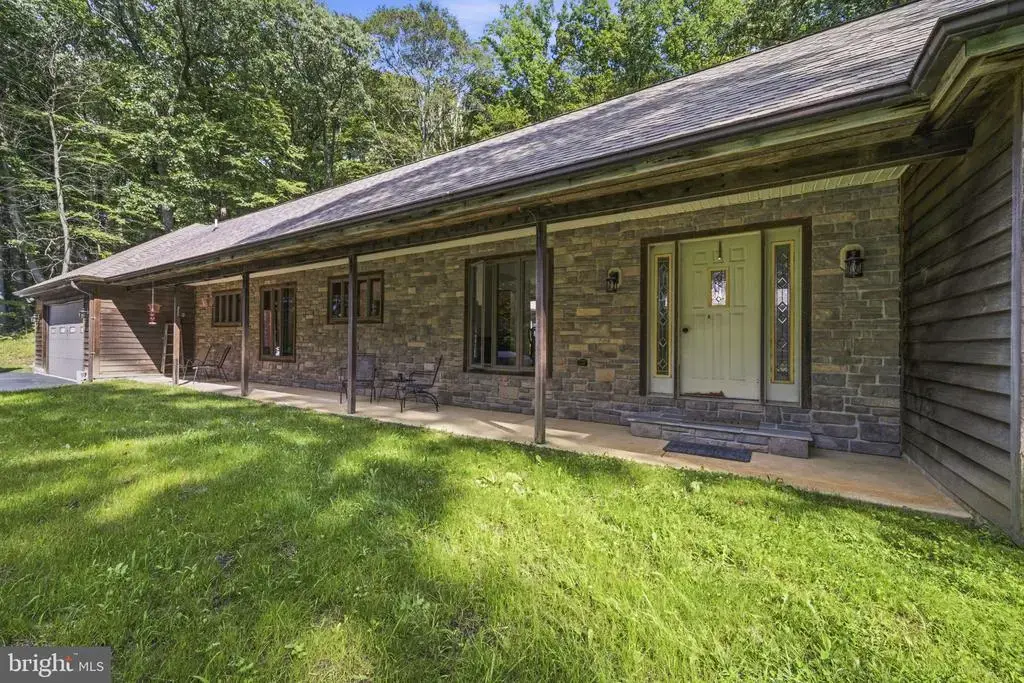 1652 Pottstown Pike, GLENMOORE