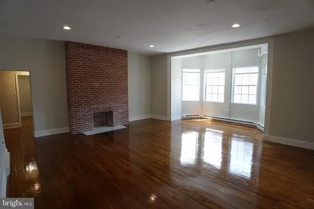 804 Cathedral St #9, Baltimore