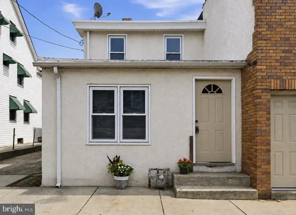 35 Marshall Ave, MARCUS HOOK