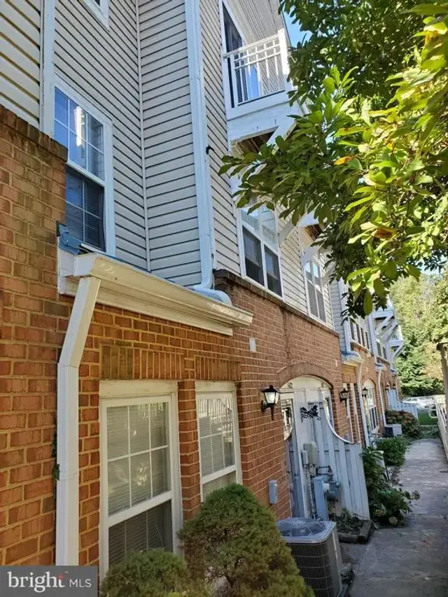 6422 Bayberry Ct #8, Elkridge