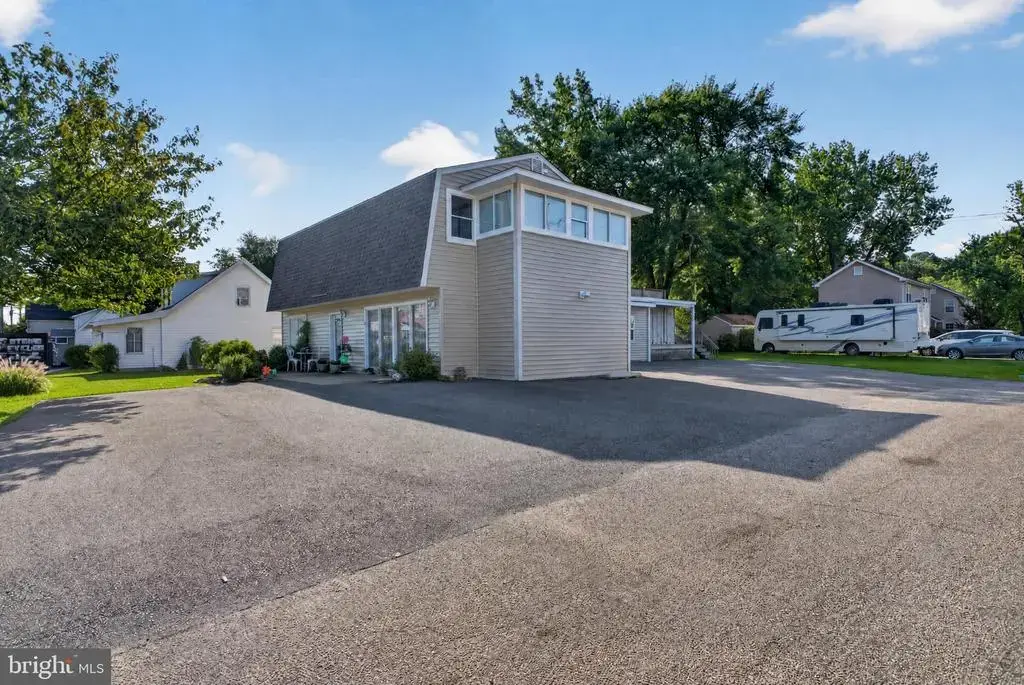 4300 Main, GRASONVILLE